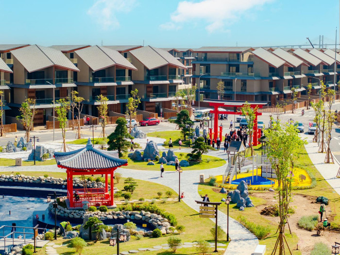 Vinhomes Royal Island: Hành Trình Kiến Tạo Cuộc Sống Đẳng Cấp và Bền Vững Trên Đảo Vũ Yên 3 biet thu vinhomes vu yen 1