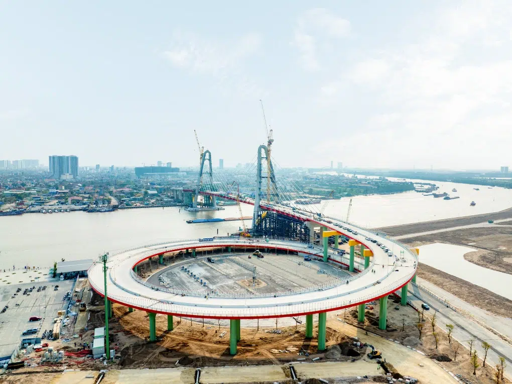 Vinhomes Royal Island: Hành Trình Kiến Tạo Cuộc Sống Đẳng Cấp và Bền Vững Trên Đảo Vũ Yên 1 cau hoang gia vu yen